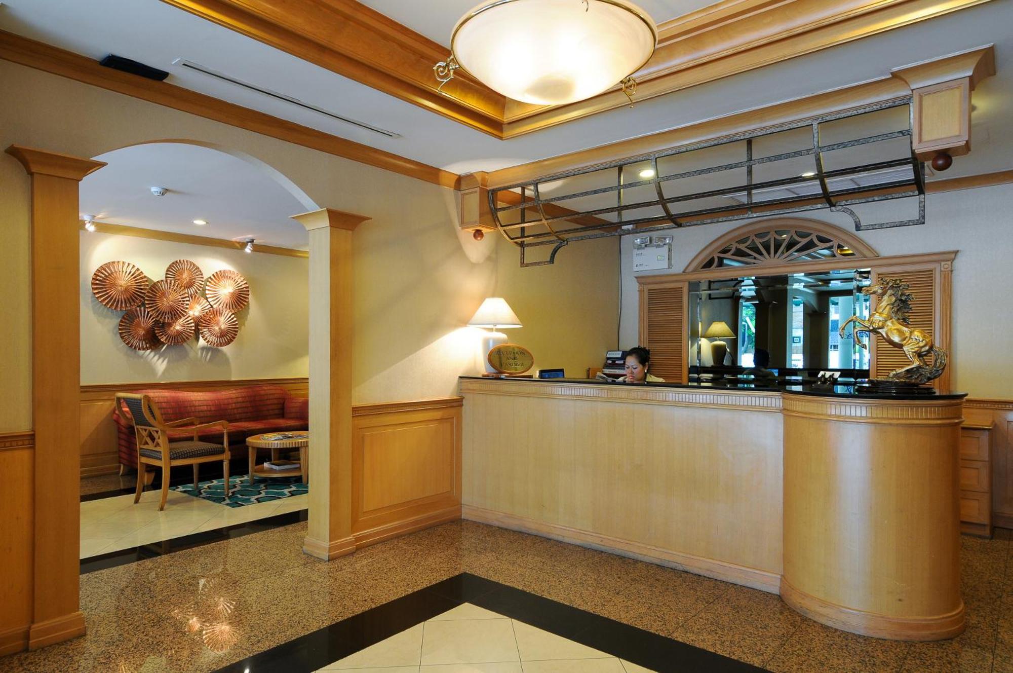 Admiral Suites Bangkok Exteriér fotografie