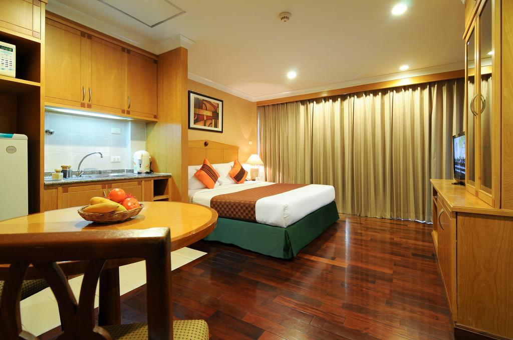 Admiral Suites Bangkok Pokoj fotografie