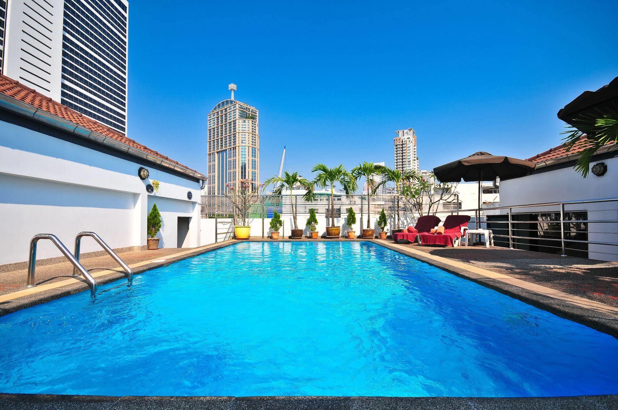 Admiral Suites Bangkok Exteriér fotografie