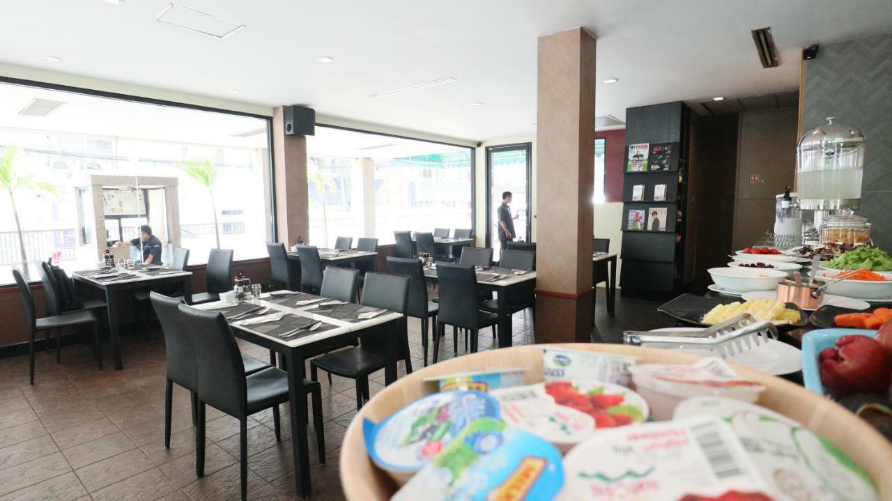 Admiral Suites Bangkok Exteriér fotografie